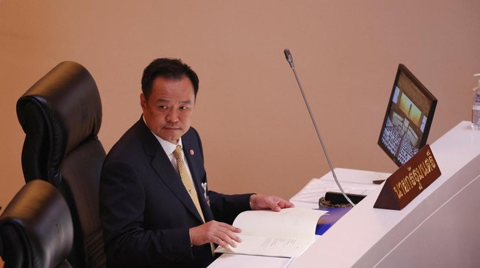 Perdana Menteri Thailand Anutin Charnvirakul menyampaikan pernyataan kebijakan perdana pemerintahannya di hadapan parlemen, Senin (29/9/2025). Pidato ini menjadi momen penting bagi Anutin sejak resmi dilantik sebagai perdana menteri, sekaligus mempertegas arah kebijakan baru yang akan ditempuh kabinetnya. REUTERS/Chalinee Thirasupa