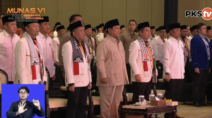 Presiden Prabowo Subianto menghadiri puncak acara Munas ke-VI PKS di Hotel Sultan, Jakarta Pusat, Senin (29/9/2025).
