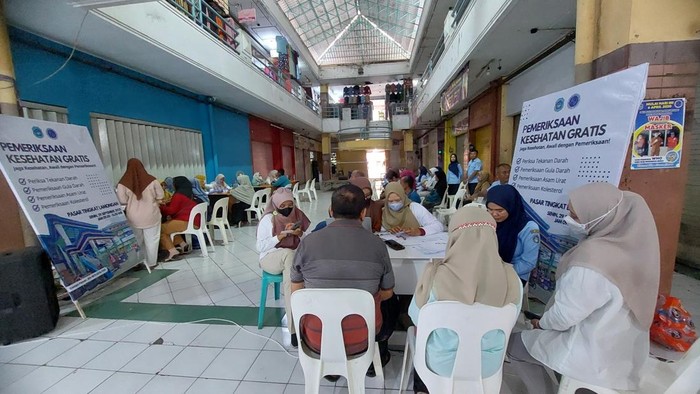 Program cek kesehatan gratis di Pasar Lamongan