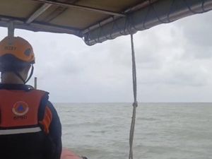 4 Wisatawan di Beltim Terseret Ombak, 2 Tewas-Satu Hilang