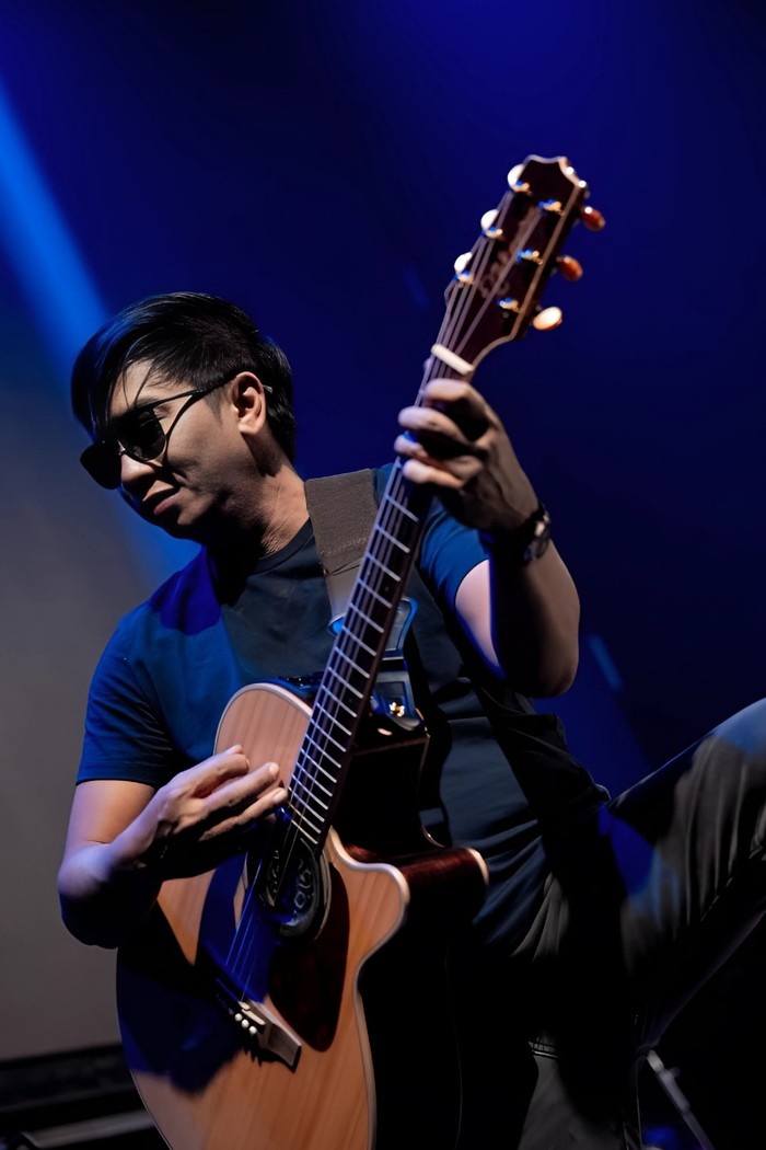 Reno Fahreza bergabung dengan Loh Kok Tum Band, membawa warna segar dalam musiknya.