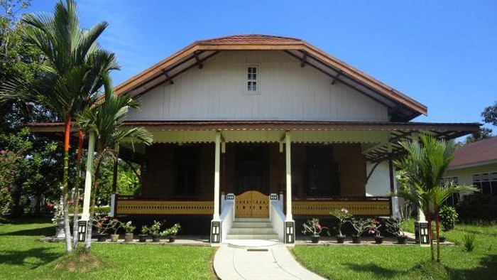 Tampak depan Rumah Pangeran Duayu Bengkulu Selatan