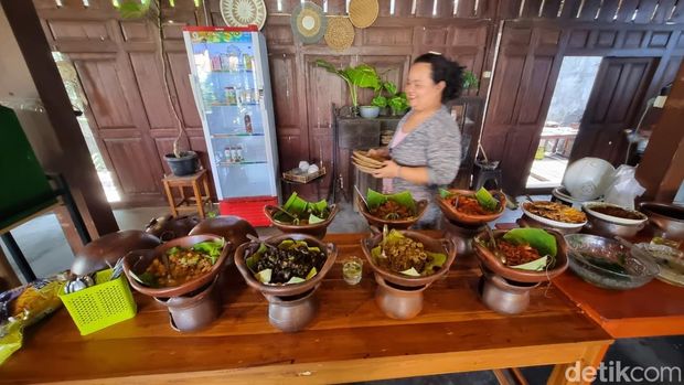 Sambal ganja yang menjadi salah satu menu andalan di Warung Keumala, Bantul. Foto diunggah Senin (29/7/2025).