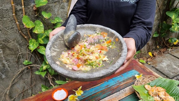 Sambal ganja yang menjadi salah satu menu andalan di Warung Keumala, Bantul. Foto diunggah Senin (29/7/2025).