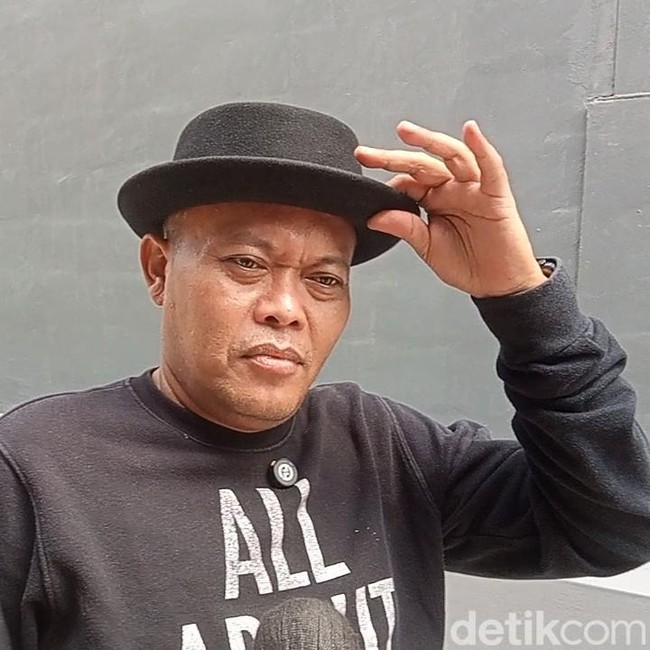 Sule Cuan Ratusan Juta Per Bulan karena Live, Hasilnya Dibagikan Lagi