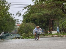 Video: Topan Bualoi Hantam Vietnam, Tiga Orang Tewas dan 21 Hilang