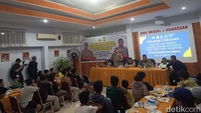 Acara deklarasi damai warga Tallo Makassar usai insiden tawuran berhari-hari.