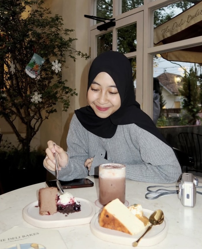 Adiba Khanza Adiba Khanza