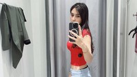 Meski begitu, penampilan Angbeen Rishi yang kurusan menuai pujian. Masyaallah cantik banget, komen @wulann0702. (Foto: dok Instagram angbeenrishi)