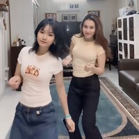 Ayu dan putrinya kerap membagikan kebersamaan mereka ke media sosial. Keduanya begitu kompak kala memamerkan kemampuan menari mereka. Foto: Instagram/TikTok/Ayu Ting Ting