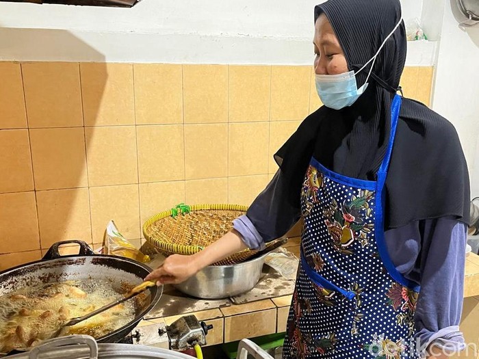 Dapur sehat di SD Muhammadiyah 1 Ketelan, Kota Solo, Selasa (30/9/2025).