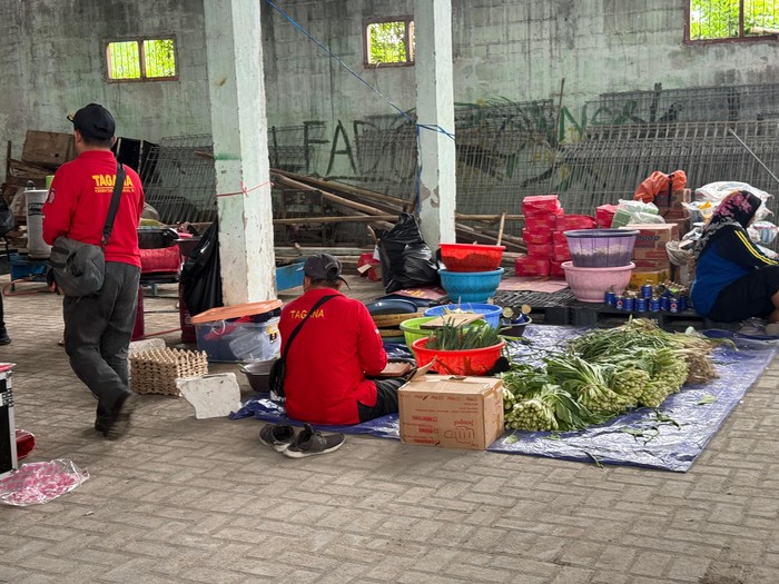 Kemensos Dirikan Dapur Umum dan Dampingi Korban Tragedi Al Khoziny