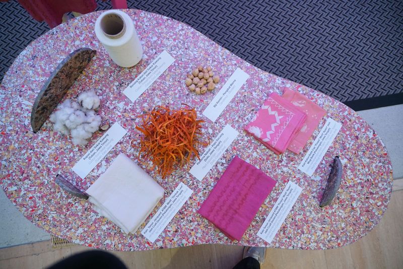 Koleksi Puspa Sejauh Mata Memandang di Plaza Indonesia Fashion Week 2025