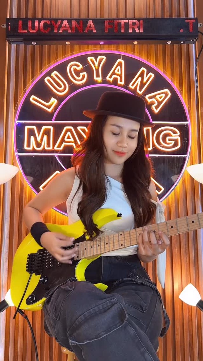 mayang lucyana