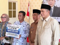 Menkop Beri Pinjaman Rp 502 Juta ke Kopdes Merah Putih Jeruju Besar
