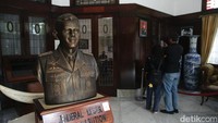 Bangunan Museum A.H. Nasution yang dulunya rumah dinas sang jenderal, masih terjaga keasliannya sebagai saksi bisu peristiwa kelam 1 Oktober 1965.  