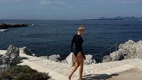 Berfoto candid ala Nicole Kidman bisa jadi inspirasi traveler mengabadikan foto untuk dbagikan di sosial media.
