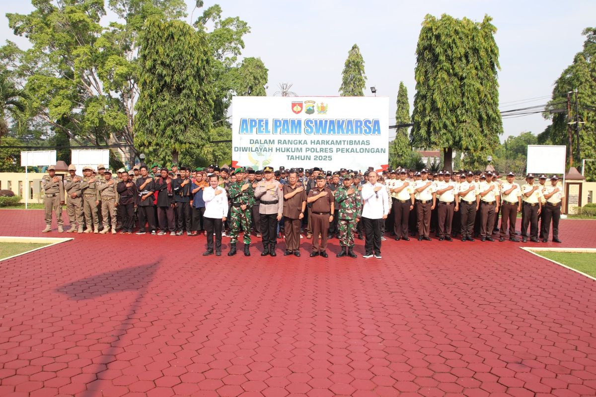 Detik-detik Gudang Rongsokan