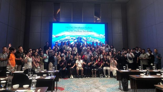 Penerbangan langsung Surabaya ke Hainan dibuka