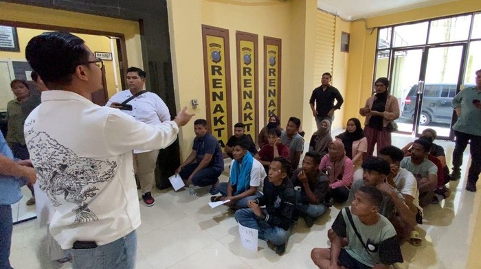 Para calon PMI ilegal saat diamankan ke Subdit IV Renakta Polda Sumut