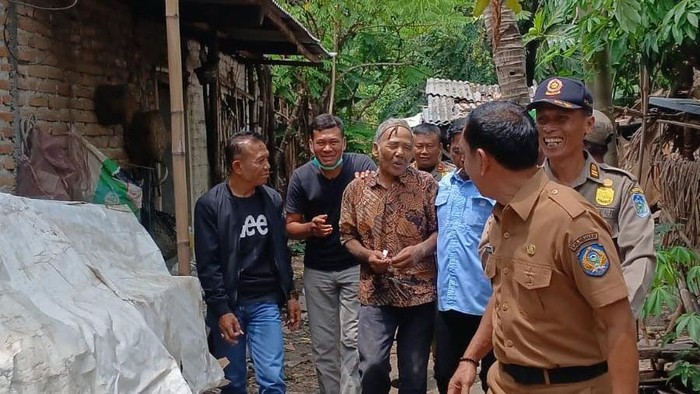 Polisi di Nganjuk jemput ODGJ untuk dirawat dan disembuhkan