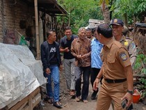 Polisi Nganjuk Blusukan Cari ODGJ untuk Penyembuhan