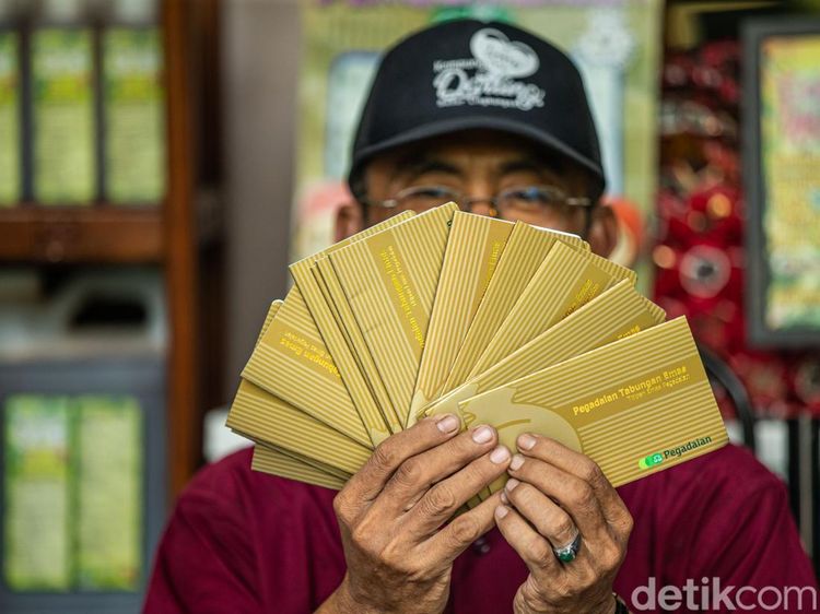 Potret Warga Tangerang Nabung Emas Dari Sampah