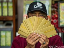 Potret Warga Tangerang Nabung Emas Dari Sampah