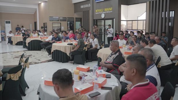 Sekjen Imipas Asep Kurnia menggelar coffee morning dengan jajaran, Surabaya, Jawa Timur (Jatim), Jumat (26/9/2025).
