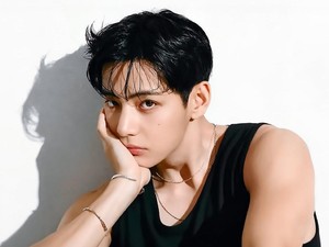 V BTS Tegaskan Ogah Terlibat Konflik HYBE Vs Min Hee Jin