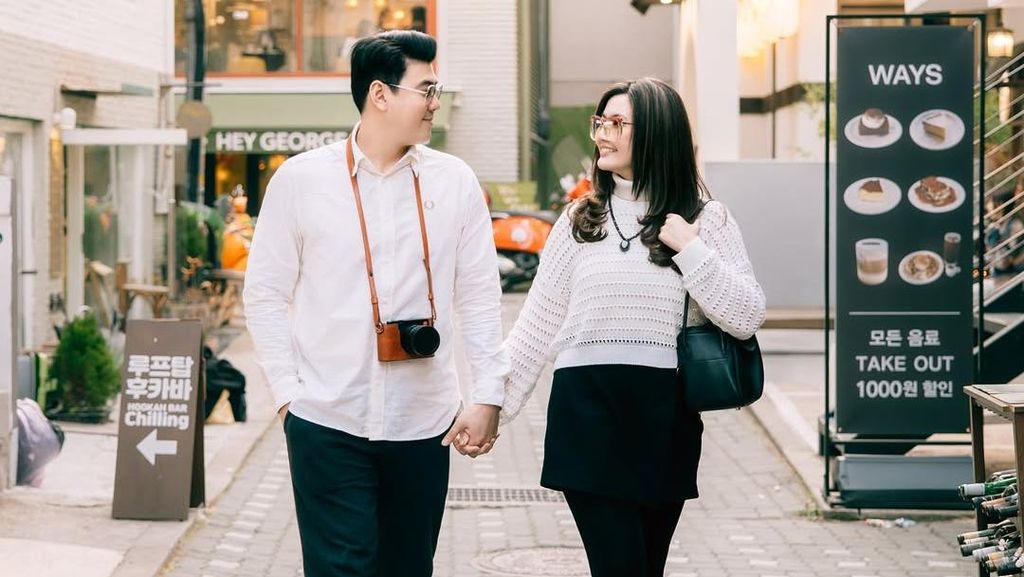 Asty Ananta Viral Bikin Konten Random, Sikap Kalem Suami Bikin Salfok