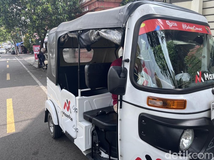 Bajaj Maxride parkir di Bumijo, Jetis, Kota Jogja, Rabu (1/10/2025).