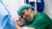 Selamat datang ke dunia ini baby boy kita @alia.hospital, tulis keduanya dalam Instagram miliknya dilihat detikcom, Rabu (1/10/2025). Foto: dok instagram Billy Syahputra dan Vika Kolesnaya