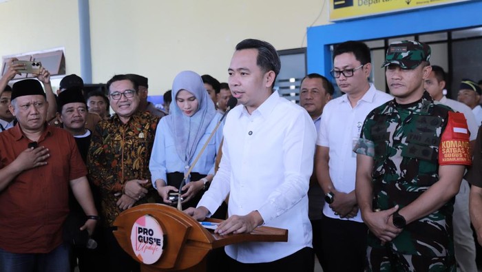 Bupati Jember Gus Fawait
