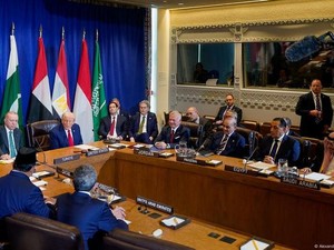 8 Negara Muslim Dukung Rencana Damai Trump untuk Gaza