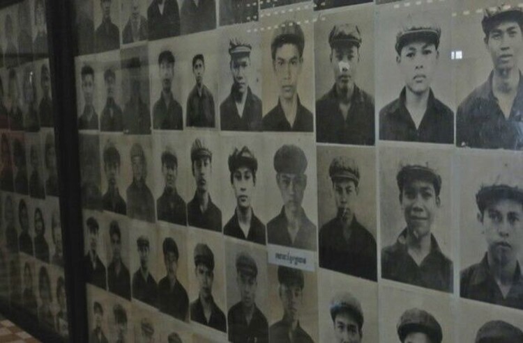 Foto Biasa Cerita Mengerikan