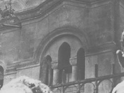 Foto Ini Tampak Biasa Ternyata Simpan Kisah Mengerikan di Baliknya