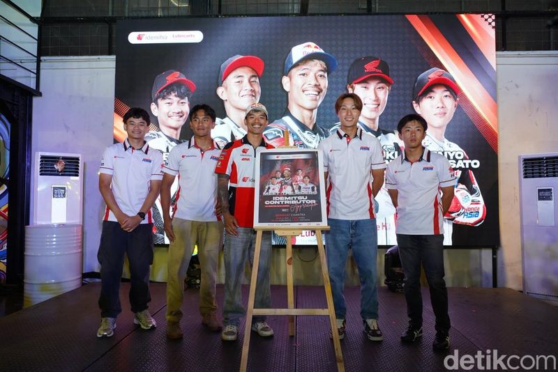 Idemitsu Contributor Appreciation dimeriahkan oleh kehadiran para pebalap Idemitsu, yaitu Somkiat Chantra (Pebalap LCR Honda Idemitsu Nomor 35 di kelas MotoGP), Mario Suryo Aji (Pebalap Idemitsu Honda Team Asia Nomor 64 di kelas Moto2), Yuki Kunii (Pebalap Idemitsu Honda Team Asia Nomor 92 di kelas Moto2), Taiyo Furusato (Nomor 72 di kelas Moto3), Tatchakorn Buasri (Nomor 5 di kelas Moto3), dan Arbi Aditama (Nomor 93 yang akan debut di Moto3).