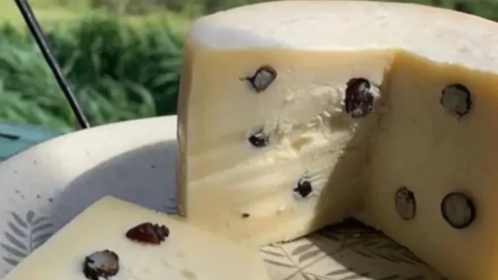 Berani Coba? 5 Makanan Unik Terbuat dari Olahan Serangga-Ada dari Indonesia