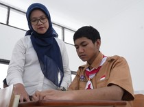 Kehilangan Orang Tua, Afghan Bisa Lanjutkan Pendidikan Berkat Sekolah Rakyat