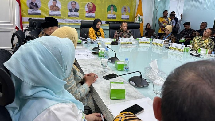Ketua Fraksi Golkar DPR RI, Sarmuji, hadiri FGD Revisi UU Sisdiknas di Kompleks Parlemen, Senayan, Jakarta