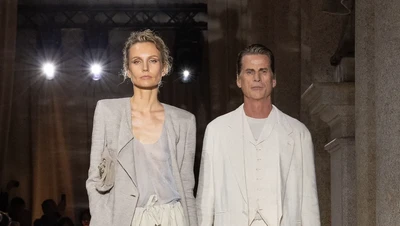 Foto: Koleksi Terakhir Giorgio Armani Sebelum Meninggal
