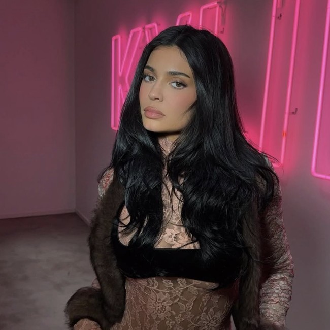 Tinggal di Rumah Super Mewah, Kylie Jenner Ngaku Sering Diganggu Hantu