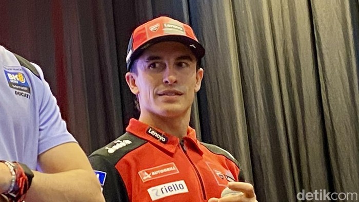 Marc Marquez saat meet and greet di Autograph Thamrin, Jakarta Pusat, Selasa (30/9/2025).