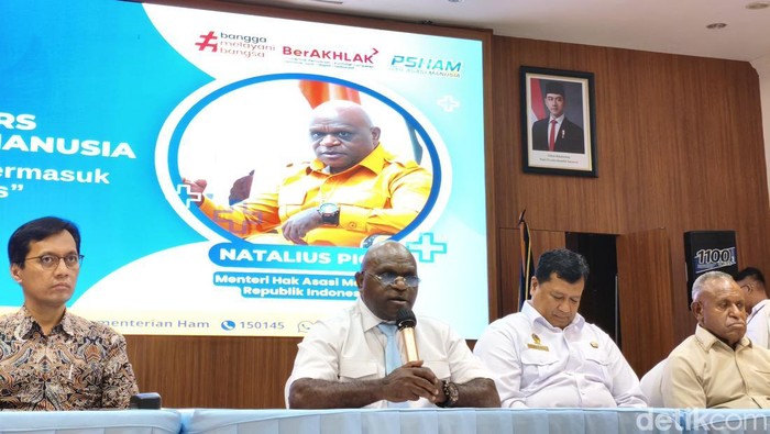 Menteri HAM Natalius Pigai (Kurniawan F/detikcom)