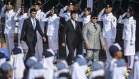 Hari Kesaktian Pancasila tahun ini mengusung tema “Pancasila Perekat Bangsa Menuju Indonesia Raya”. Tema tersebut menegaskan kembali peran penting Pancasila sebagai fondasi persatuan, terutama di tengah dinamika sosial dan tantangan global yang dihadapi bangsa Indonesia. ANTARA FOTO/Hafidz Mubarak A