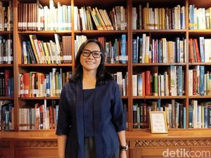 Ratih Kumala Bakal Ngobrol soal Koloni di Ubud