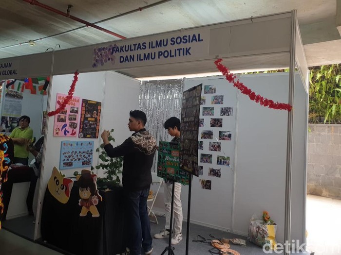 Pembukaan Festival Pengabdian Masyarakat UI 2025. Pembukaan Festival Pengabdian Masyarakat UI 2025. Dihadiri oleh Dubes Palestina untuk Indonesia.