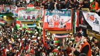 Kandidat dari partai Partido Democrata Cristiano (PDC) Rodrigo Paz berbicara kepada media dan para pendukungnya saat pembukaan rumah kampanyenya, menjelang pemilihan putaran kedua, di El Alto, Bolivia, Selasa (30/9/2025). REUTERS/Claudia Morales