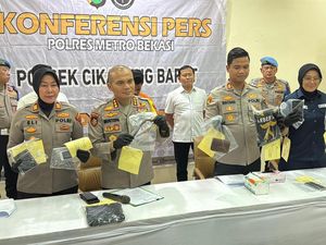 Gadis Pujaan Dipacari Teman, Pria di Bekasi Tusuk Sesama Barber